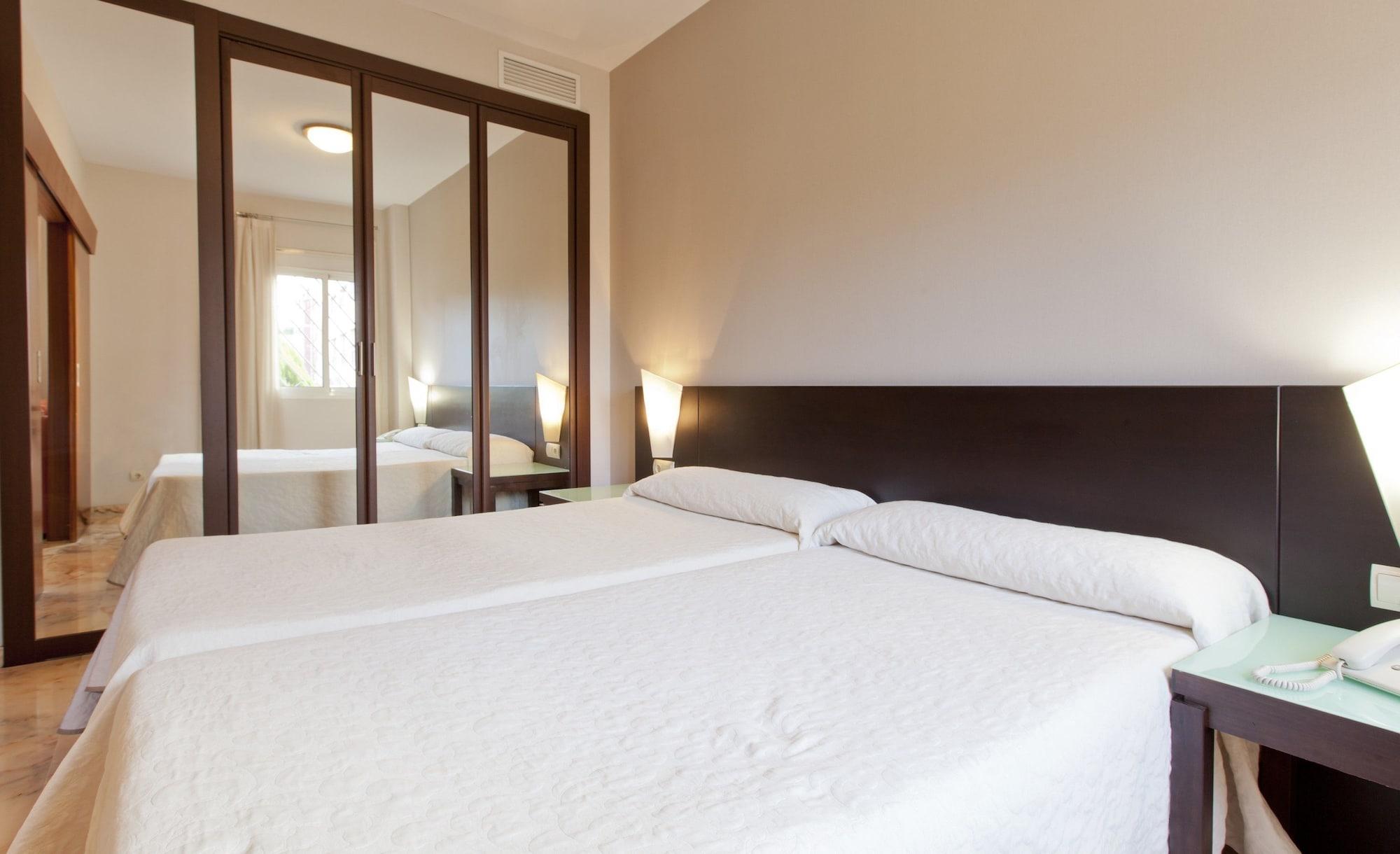 Apartamentos Vertice Bib Rambla เซบีญา ภายนอก รูปภาพ