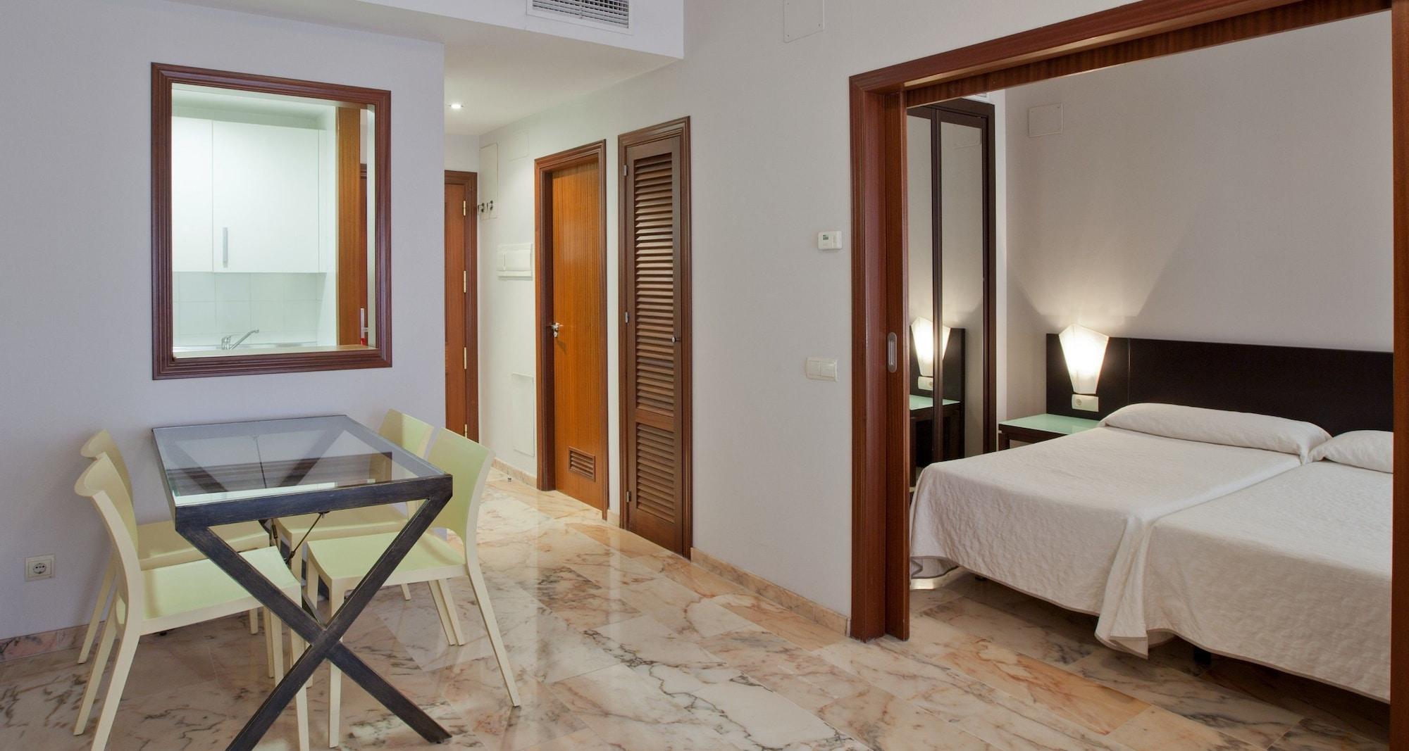 Apartamentos Vertice Bib Rambla เซบีญา ภายนอก รูปภาพ