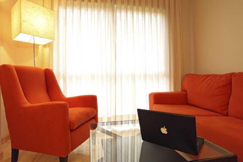 Apartamentos Vertice Bib Rambla เซบีญา ภายนอก รูปภาพ
