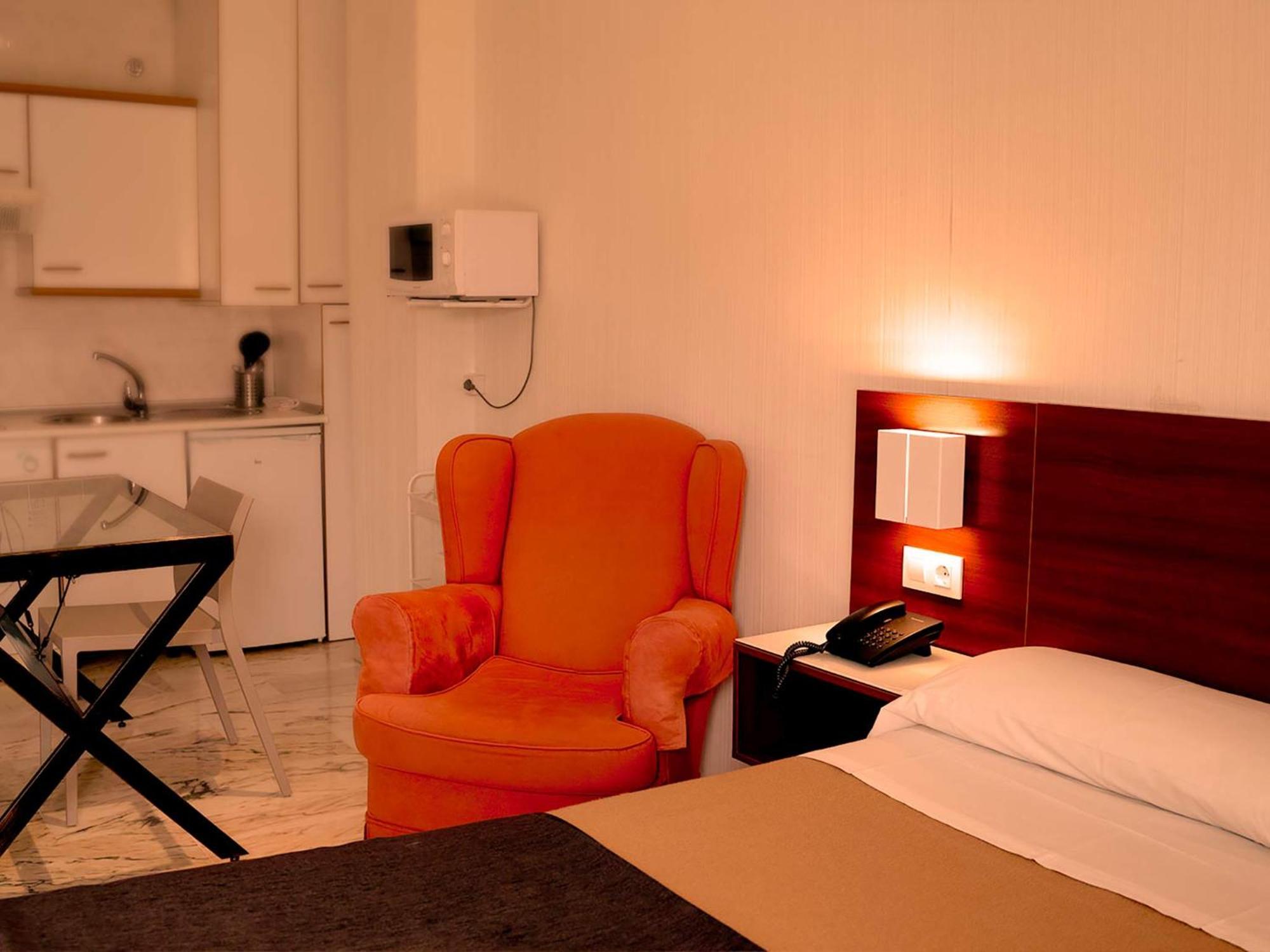 Apartamentos Vertice Bib Rambla เซบีญา ภายนอก รูปภาพ