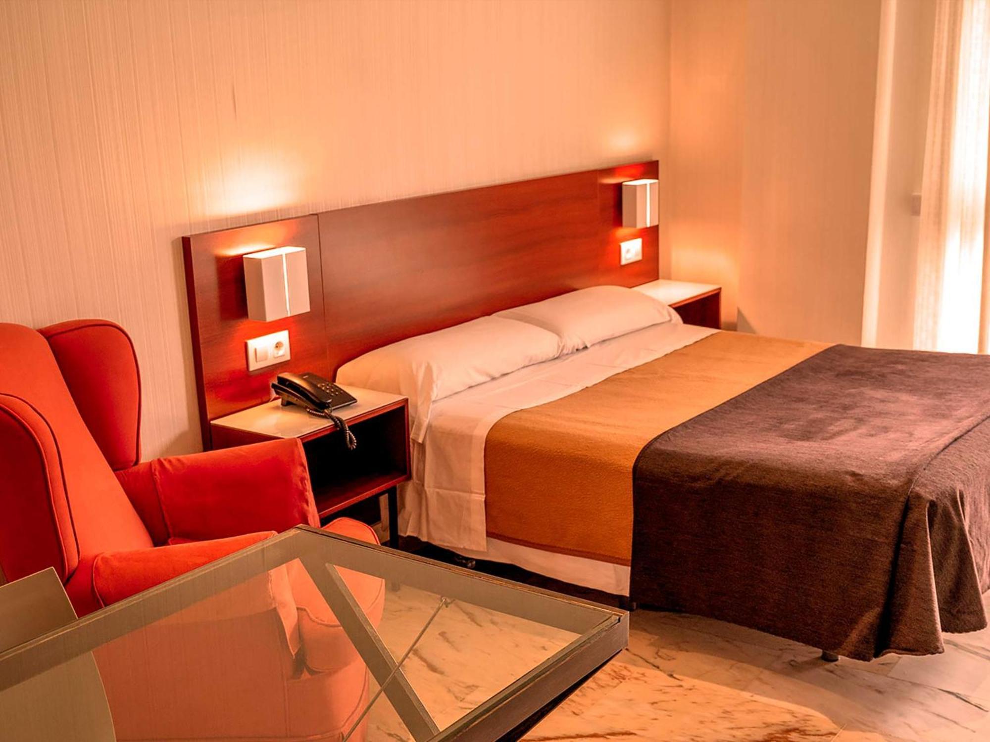 Apartamentos Vertice Bib Rambla เซบีญา ภายนอก รูปภาพ