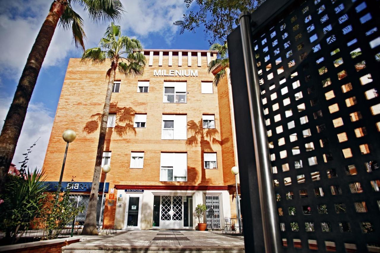 Apartamentos Vertice Bib Rambla เซบีญา ภายนอก รูปภาพ