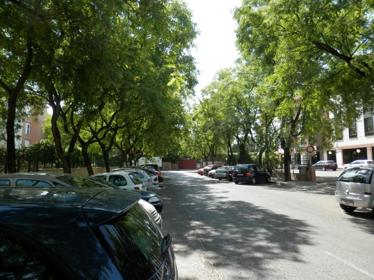 Apartamentos Vertice Bib Rambla เซบีญา ภายนอก รูปภาพ